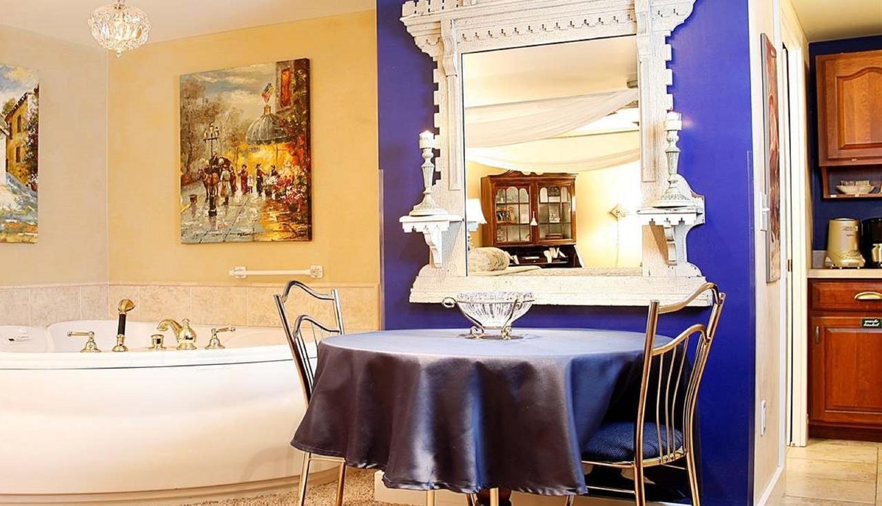 Prairieside Suites Luxury Bed & Breakfast Грандвилл Экстерьер фото