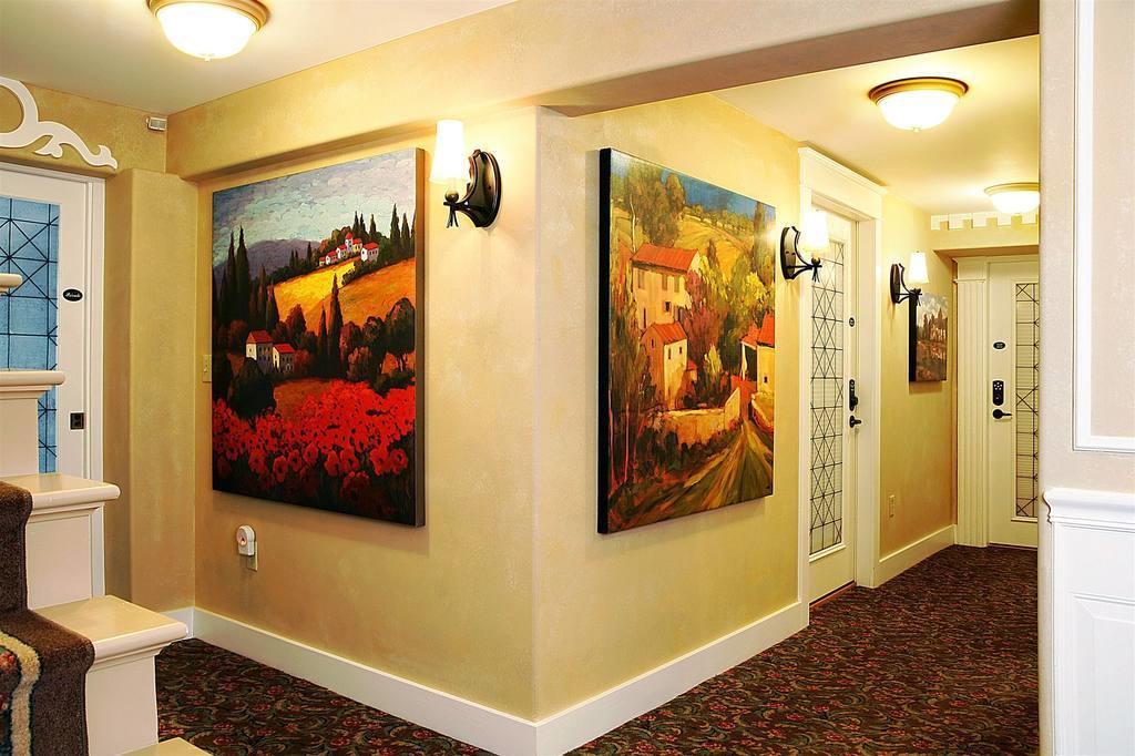 Prairieside Suites Luxury Bed & Breakfast Грандвилл Экстерьер фото